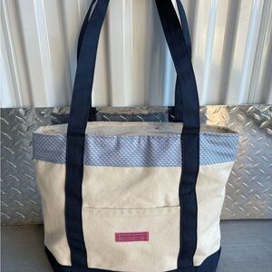 Vineyard Vines Cream &  Navy Heritage Canvas Tote Bag. (Whale trim top.)